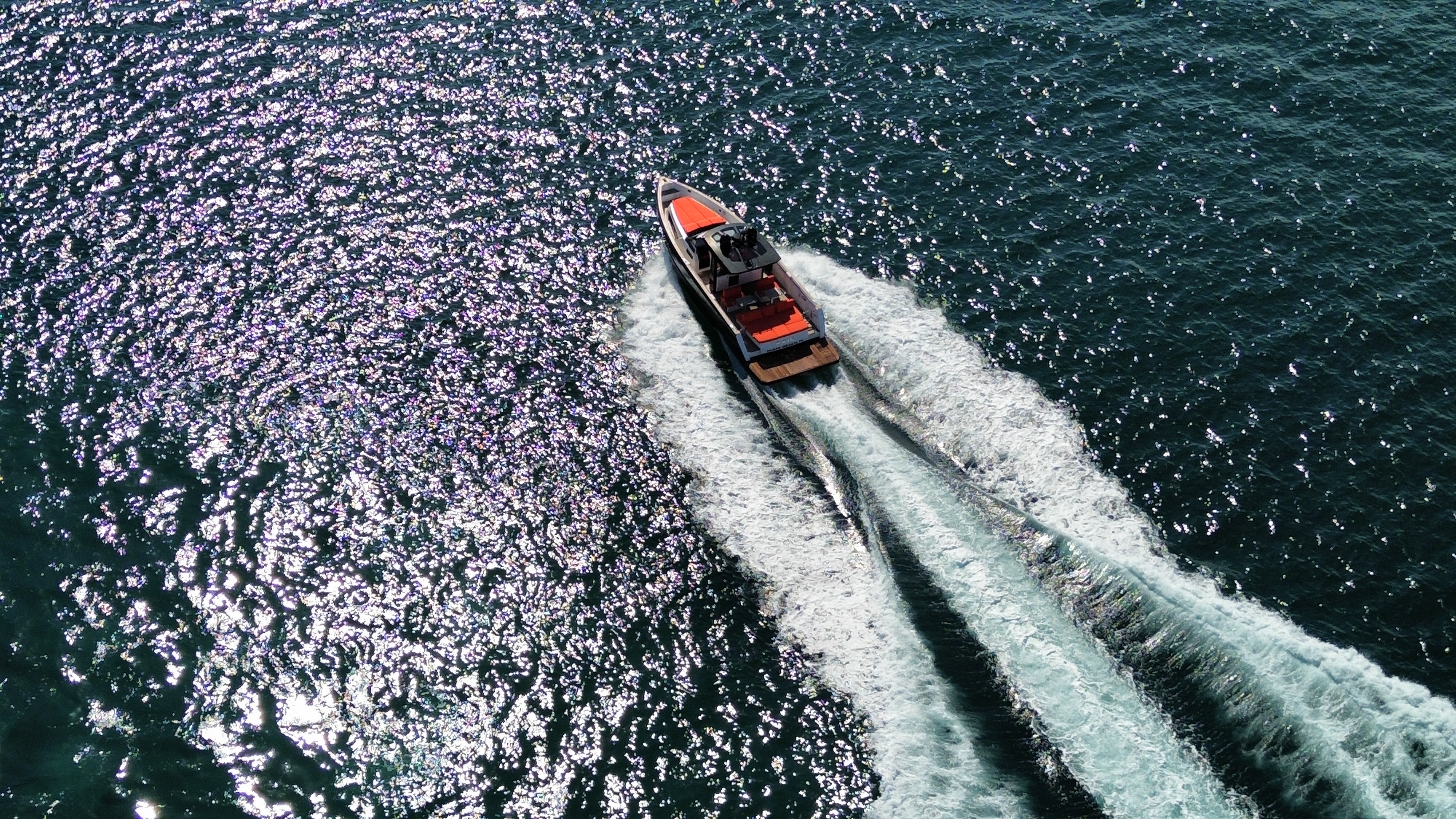 Yacht Photo 4